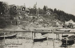 Postkort fra Strand restaurant, etter Ivar Næss' ombygging. Senere ombygget av Espen Poulsson. Foto: Nasjonalbiblioteket