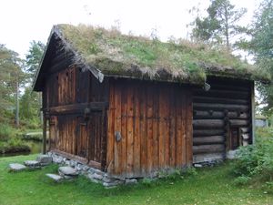 7292 RM Holtstua fraa Stordal.jpg