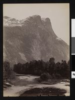 129. 733. Romsdalen, Gaaksøiratind i Erisfjord - no-nb digifoto 20151109 00083 bldsa AL0733.jpg