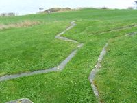 40. 7506 spor fraa 2. verdskrig ved Edey gamle kirkje.jpg