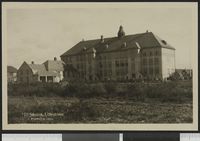20. 770 Skolen. Lillestrøm - no-nb digifoto 20150903 00005 bldsa PK23906.jpg