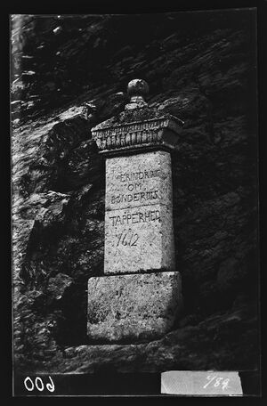 789. Sinclars monument. Kringen - NB bldsa OTO0600 A.jpg