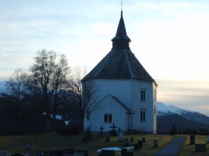 8793 Vinje kirkje.jpg