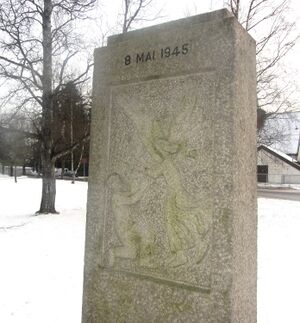 8 mai 1945 minnesmerke Høybråten Oslo.jpg