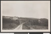 121. 998 Veldre. Furu Skole - no-nb digifoto 20150812 00017 bldsa PK26207.jpg