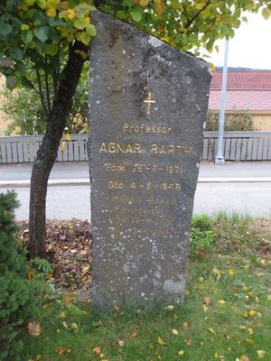 Agnar Barth gravminne Lillehammer 2013.jpg