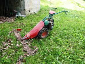 Agria 1300 R m ILO 5 HK 2T-motor 1954-mod.JPG