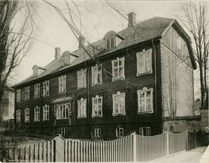 Akersgata 44, Oslo - Riksantikvaren-T001 04 0897.jpg