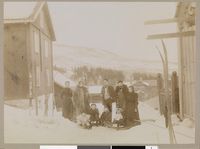 59. Albert Langen, Erling Bjørnson og Dagny Sautreau på ski på Aulestad, ca. 1899 - no-nb digifoto 20160720 00084 bldsa BB1580.jpg