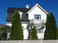 14. Amtmann Michelets vei 13 (Larvik).jpg