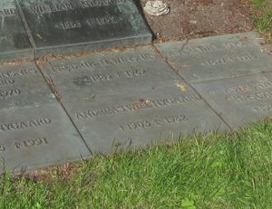 Andreas Wiel Nygaard gravminne.JPG