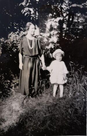 Anna Sveberg og Edith.jpg