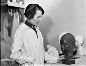 Anne Grimdalen billedhugger.jpg