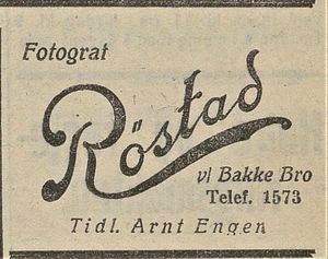 Annonse fra fotograf Røstad i Arbeider-Avisen 12.02.1925.jpg
