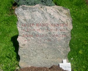 Arne Bang-Hansen gravminne.jpg