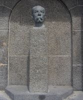 Byste av Arne Garborg utenfor Deichmanske bibliotek, Arne Garborgs plass 4. Foto: Stig Rune Pedersen