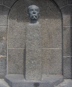 Arne Garborg byste Deichmanske Oslo.jpg