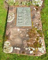 Meidell-slektens våpenskjold på familiegravminne på Vestre gravlund i Oslo, der bl.a. industrilederen Arne Meidell er gravlagt.