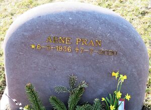 Arne Pran oberst grav.JPG