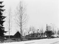 Nr. 62–64: Husmannsplassen Arnebråten. Foto: Christian Dons/Oslo Museum (ca 1970).