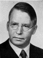 Randolf Arnesen, Bergenseren som ble en av NKLs store agitatorer og framdriftsmenn, var på årsmøtet i Sunnan Samvirkelag i 1929 da man bestemte seg for å drifte Westerhus Landhandel i regi av S-laget.