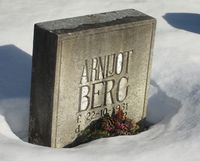 111. Arnljot Berg gravminne.jpg