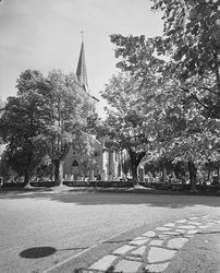 Asker kirke i 1963. Foto: L.S.