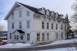 Asker Pikeskolen 230312.jpg