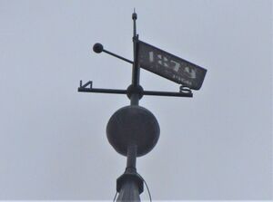 Asker kirke spir.jpg