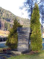 Minnesmerke over to falne under andre verdskrigen. Foto: Siri Johannessen (2017)