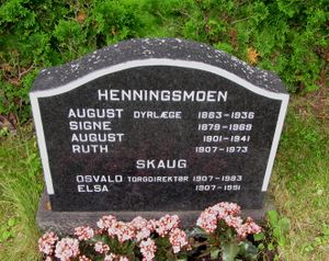 August Henningsmoen gravminne Oslo.jpg