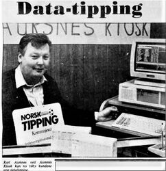 Faksimile fra Sykkylvsbladet 4. mars 1988: omtale av innføring av såkalt datatipping ved Aursnes Kiosk i Sykkylven.