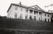 Austad gård i 1948. Foto: Halvor Vreim