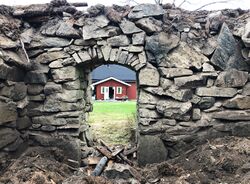 Bålerud døråpning innenfra.