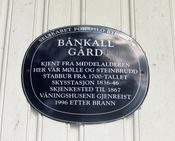 Blå plakett, Bånkall gård. Foto: Stig Rune Pedersen