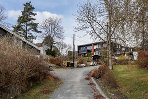 Bærum Falkeveien 230427.jpg