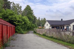 Bærum Gamle Nadderudvei 230620.jpg