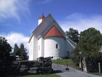 Balke kirke Toten.JPG