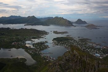 Ballstad sett fra Nonstiden.jpeg