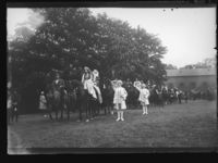 356. Barnehjælpsdagen 1916 - no-nb digifoto 20160406 00170 NB NS NM 08696.jpg