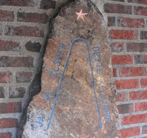 Bauta Herregårdsveien 2 Oslo.jpg