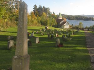 Bekkestrand kirkegård Vestfold 2012 2.jpg