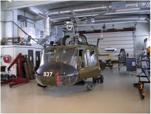 Bell UH-1B.jpg