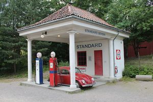 Bensinstasjonen - Norsk Folkemuseum.JPG