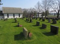 15. Berg kirke Halden kirkegården 2012.jpg