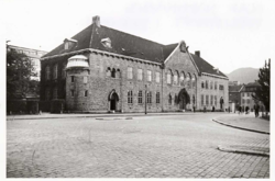 Bergen offentlig bibliotek (1913–1917). Foto: Nasjonalbiblioteket (1920–1940).