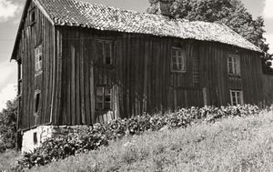 Berskog Nedre, Buskerud - Riksantikvaren-T060 01 0200.jpg