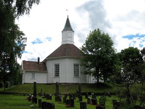 Birkenes, Herefoss kirke fra nord IMG 0402 a.JPG