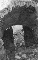 10. Bispeborgen, Hamarkaupangen, Hedmark - Riksantikvaren-T095 01 0270.jpg