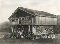 5. Bjølstad, Oppland - Riksantikvaren-T125 01 0008.jpg